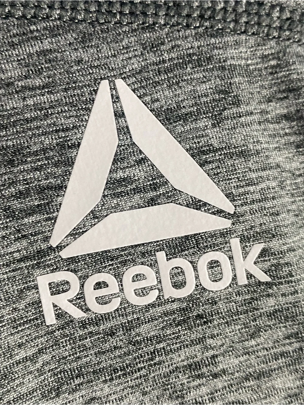 Reebok Men's Heather Gray Half-Zip Performance Top Size XL Athletic long sleeve